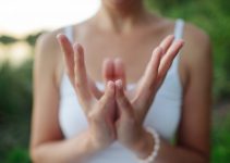 Padma Mudra (Lotus Mudra): How to Do, Benefits and Affirmations