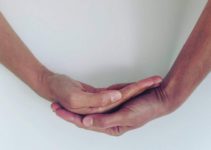 Bhairava Mudra: Meaning, How to Do It, Benefits, and Contradictions